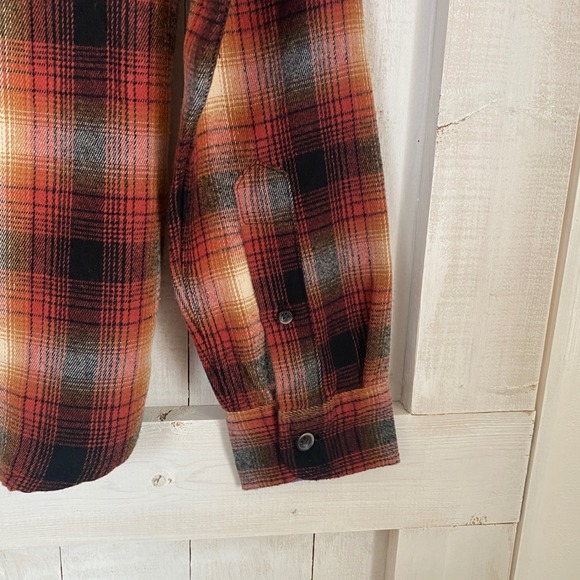 Tailor Vintage Mens Maple Lodge Plaid Performance Stretch Flannel Shirt Orange S - Picture 6 of 10